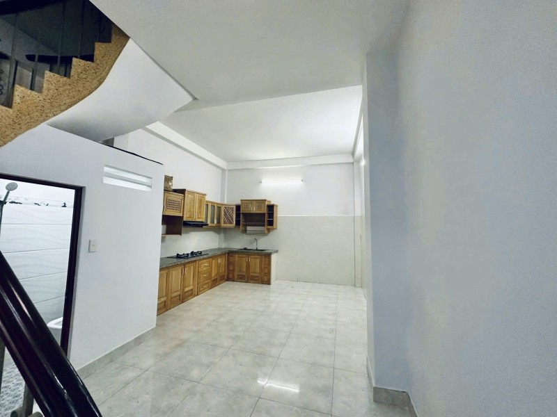 BÁN NHÀ PHÚ NHUẬN OTO VÀO NHÀ 50M2 3 TẦNG NỞ HẬU 4,2M 3 PN SÁT MT NGUYỄN KIỆM 7.1 TỶ.-3
