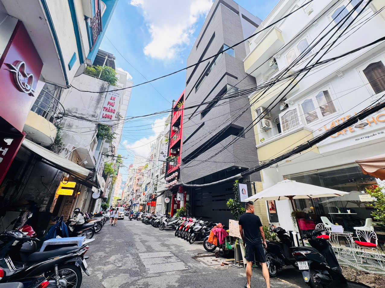 QUẬN 1: BÁN NHÀ HÀNG NHẬT 5 TẦNG MẶT TIỀN HXH 8M NGUYỄN TRÃI,P.BẾN THÀNH- DT 67M2- 4M*17M- HDT 60TR/TH- CHÍNH CHỦ 0938676685 CHÀO GIÁ 36,9T-4