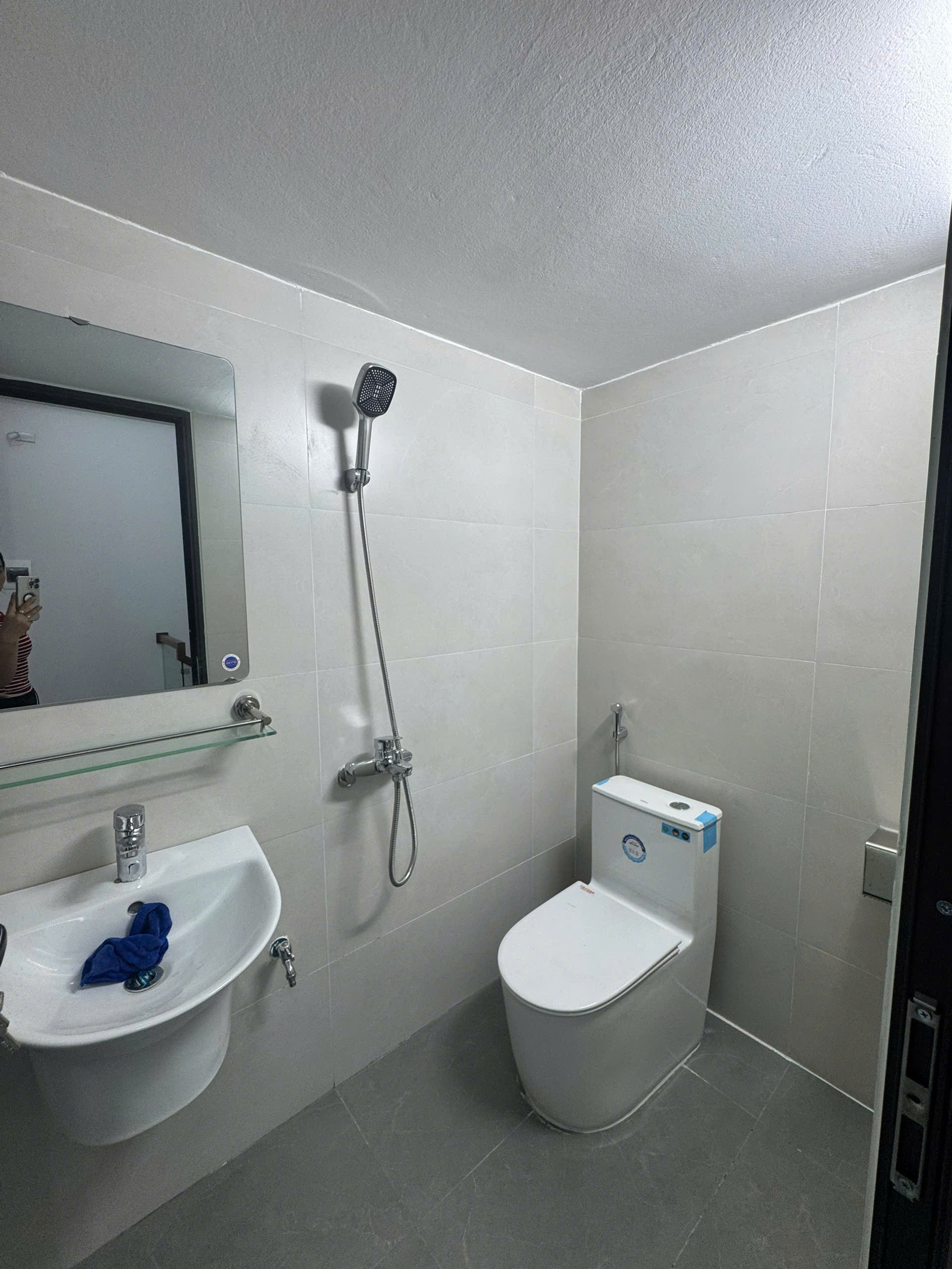 Nhà 3 tầng Lê Thanh Nghị 45m2 hướng Nam giá 2.x tỷ-3