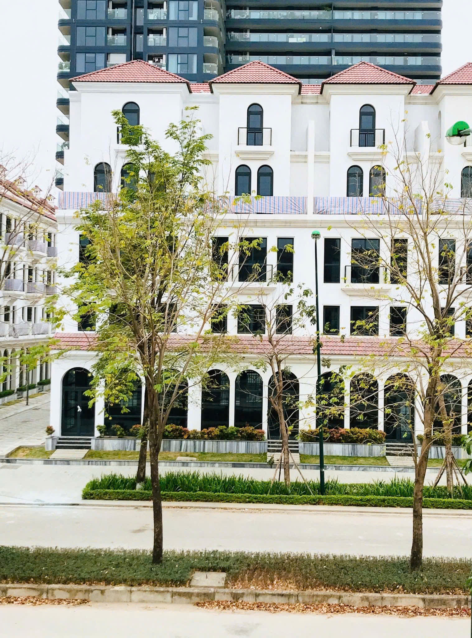 Bán Shophouse Góc Đẹp Nhất Sunshine Golden River  3 Mặt Thoáng  2 Mặt Đường  Cạnh Công Viên 66ha