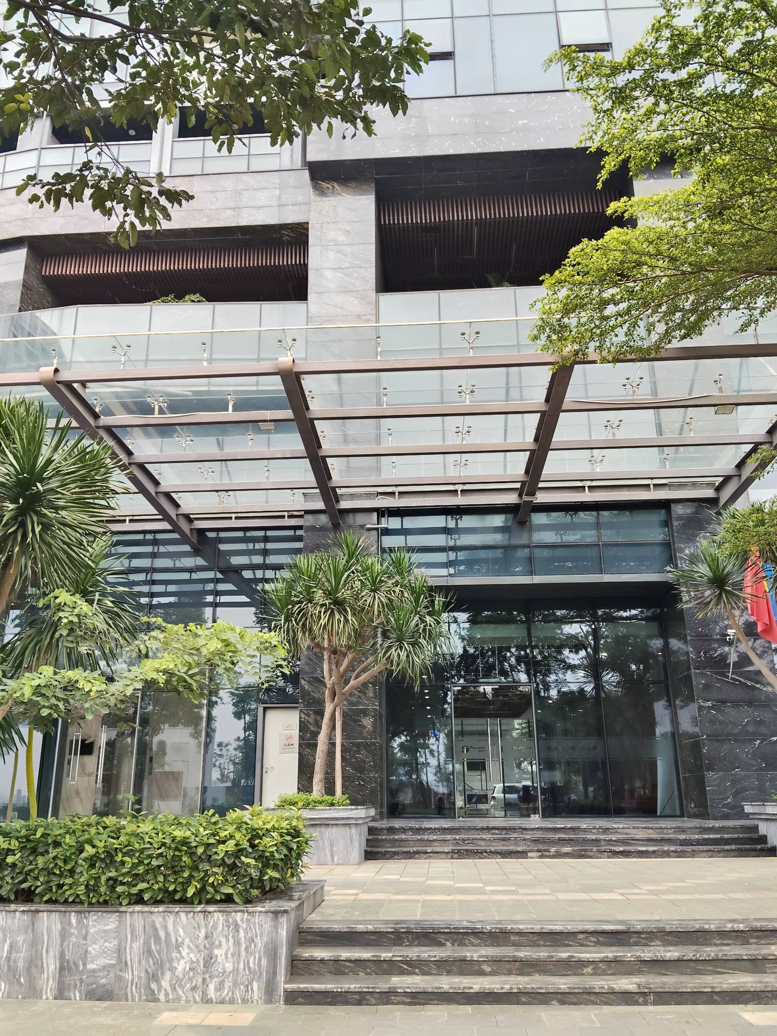 Bán SH Sunshine City Dòng tiền 660 triệu/năm từ shophouse Ciputra.