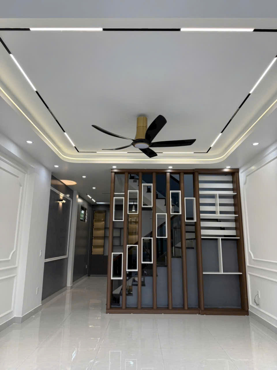 BÁN NHÀ MẶT ĐƯỜNG NAM HẢI, HẢI AN, HẢI PHÒNG  4 TẦNG, VỪA Ở VỪA KINH DOANH