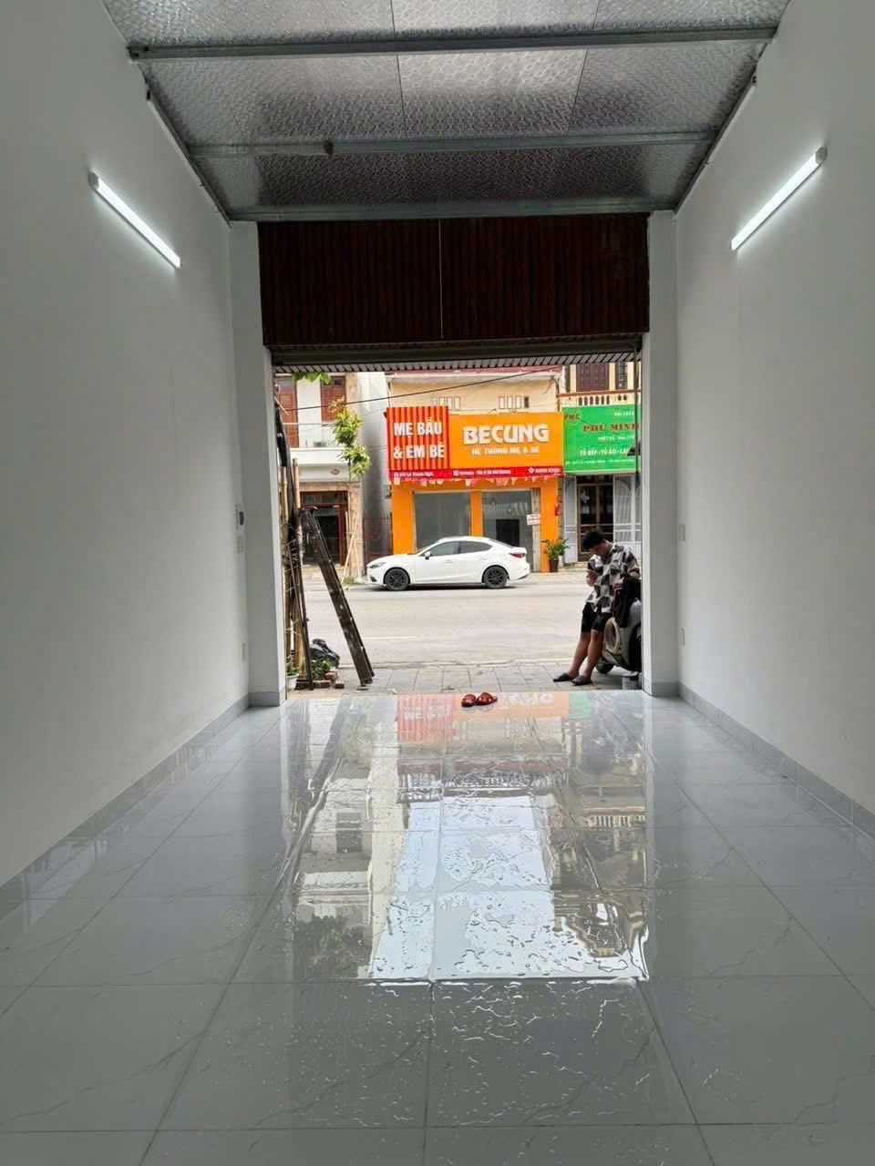Nhà mặt đại lộ Lê Thanh Nghị 72m2 kinh doanh sầm uất giá 6.x tỷ