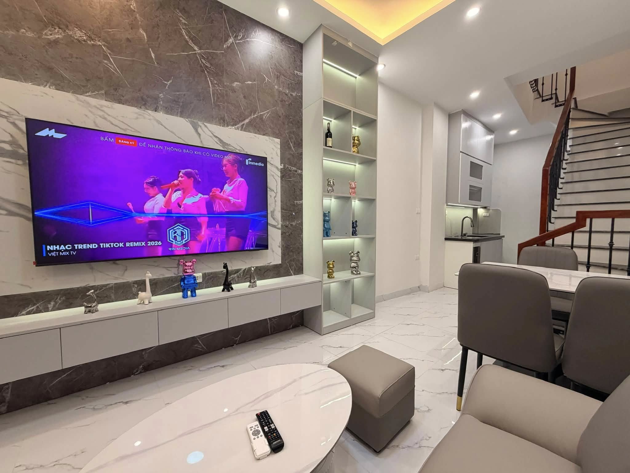 Chính chủ Bán nhà ngõ Hồ Bãi Cát, 23m 5 tầng, lg, 100m ra ô tô, an sinh đỉnh, 5.4 tỷ 0973256699.
