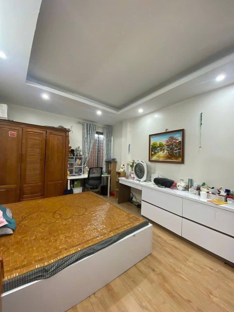Chính chủ Bán nhà phố Hồ Đắc Di, 20m 5 tầng, lg, 100m ra ô tô, an sinh đỉnh, 5.4 tỷ 0973256699.