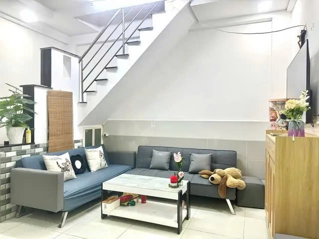 💥Chỉ Hơn 2 TỈ Có Ngay Nhà Ngon P9 Q8 - Gần Cầu Nguyễn Tri Phương - 3 Tầng - 4,5 x 7