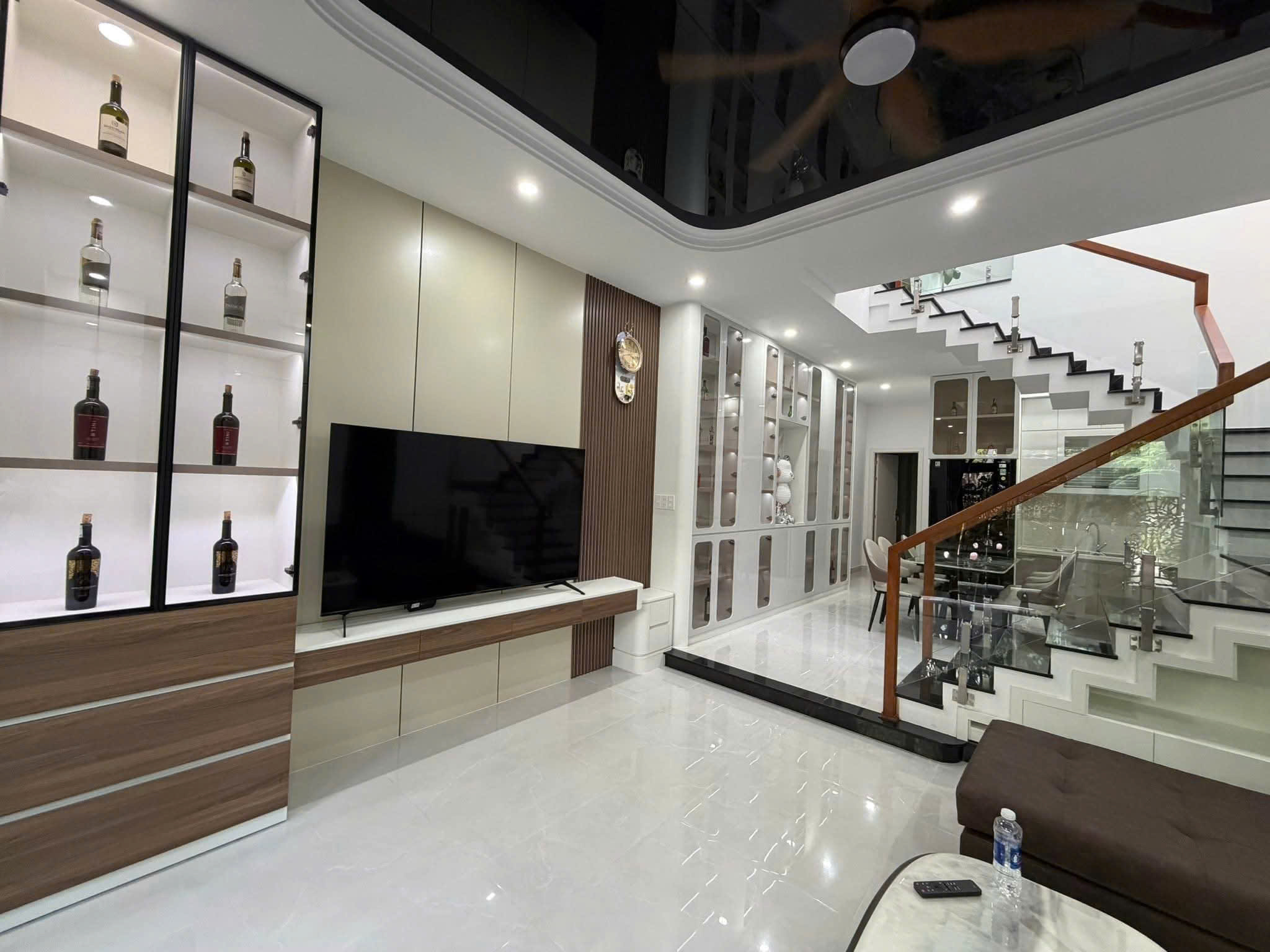 Biệt Thự 2 tầng đường 5m5 Hoà Minh - Gần biển-3
