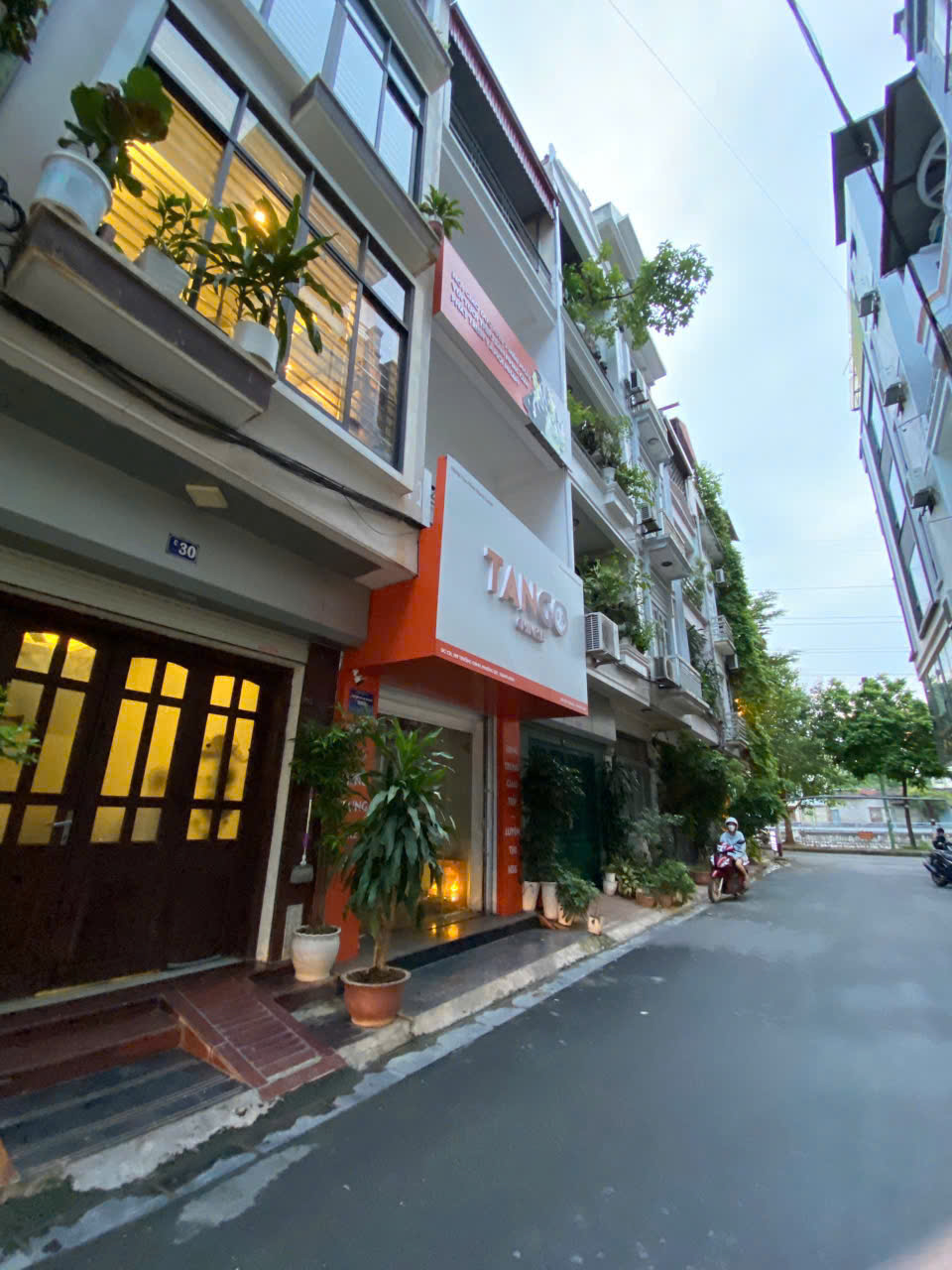 NHƯỢNG NHÀ NGUYÊN CĂN 4 TẦNG - MẶT BẰNG KINH DOANH TẠI TRƯỜNG CHINH, THANH XUÂN, HÀ NỘI