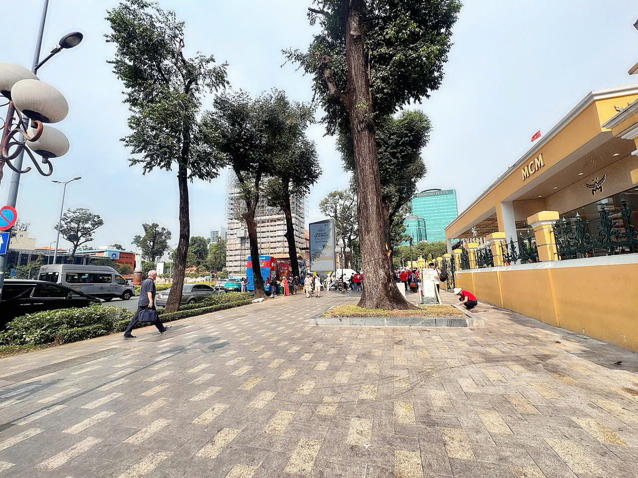 SIÊU PHẨM KIM CƯƠNG - BÁN NHÀ 2 TẦNG MẶT TIỀN KD Đ.NGUYỄN DU, BÊN NGHÉ, QUẬN 1 - 4M*15M - DÒNG TIỀN KHỦNG 1,1 TỶ/NĂM - CHỦ XƯA 1 ĐỜI 0938676685 GIANG GIANG-3