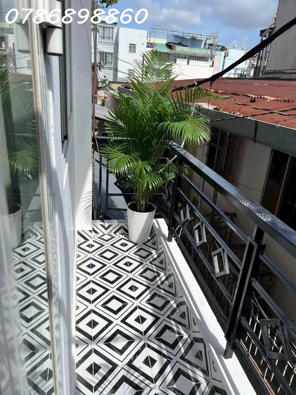 NHÀ ĐẸP HẺM 64 BÙI VĂN BA – GẦN CHỢ, 4PN, CHỈ 4.86 TỶ TL