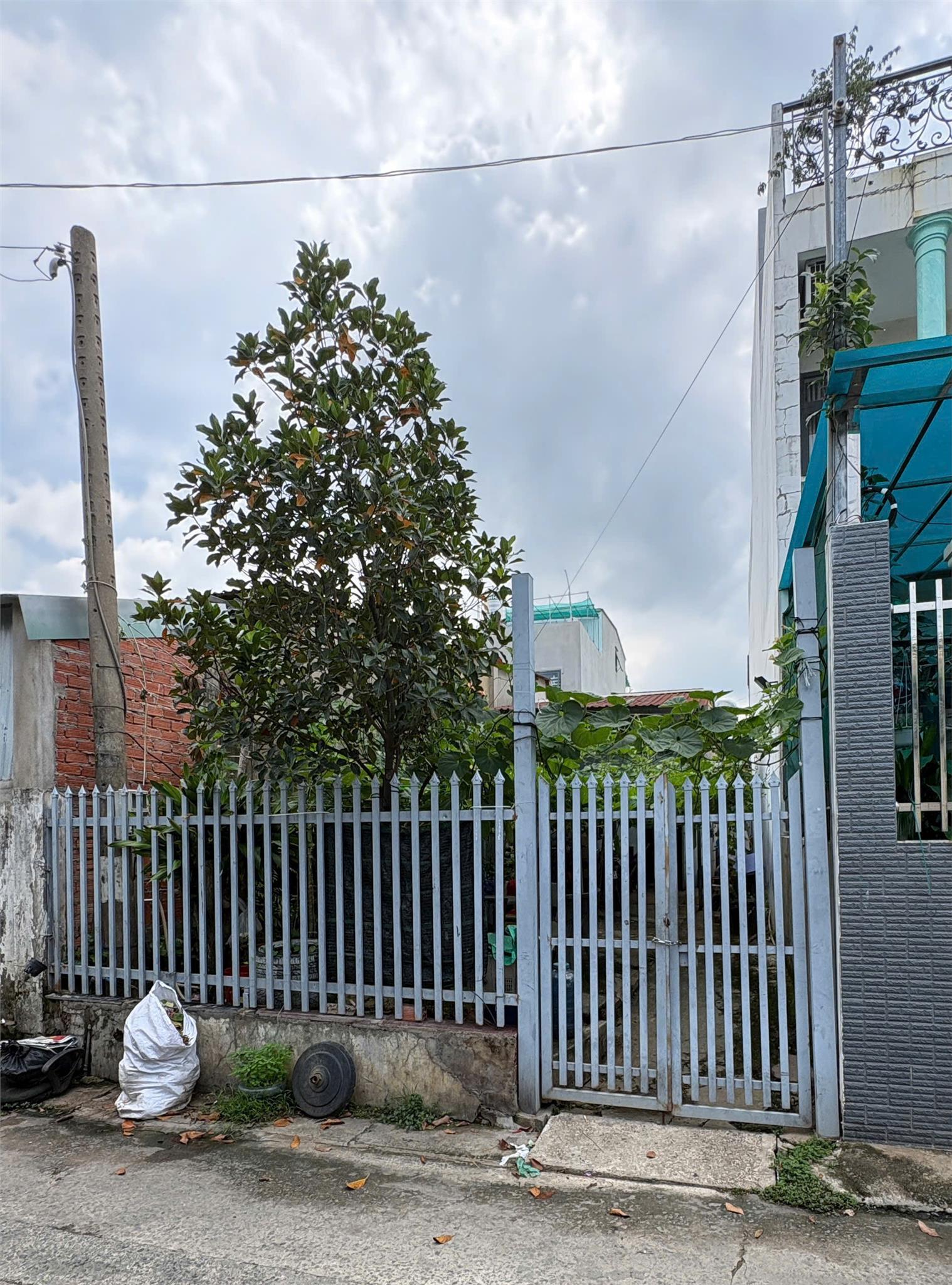 LONG HƯNG, TP. ĐỒNG NAI – 113,5M² – GIÁ CHỈ 3,5 TỶ THƯƠNG LƯỢNG - Bán Nhanh lô đất kèm nhà cấp 4