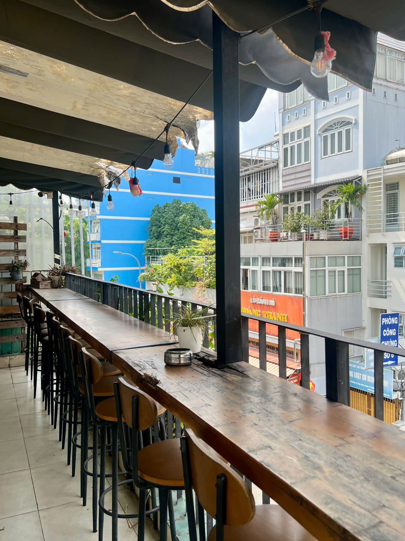 Chính chủ cần sang quán Night - Coffee & Chill tại Phường Gia Định