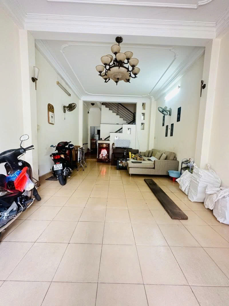 Bán nhà HXH 6m Lê Quang Định - gần Phạm Văn ĐỒng, 4,8x23m, 3 T - 4PN, hạ còn 16,5 Tỷ.-3