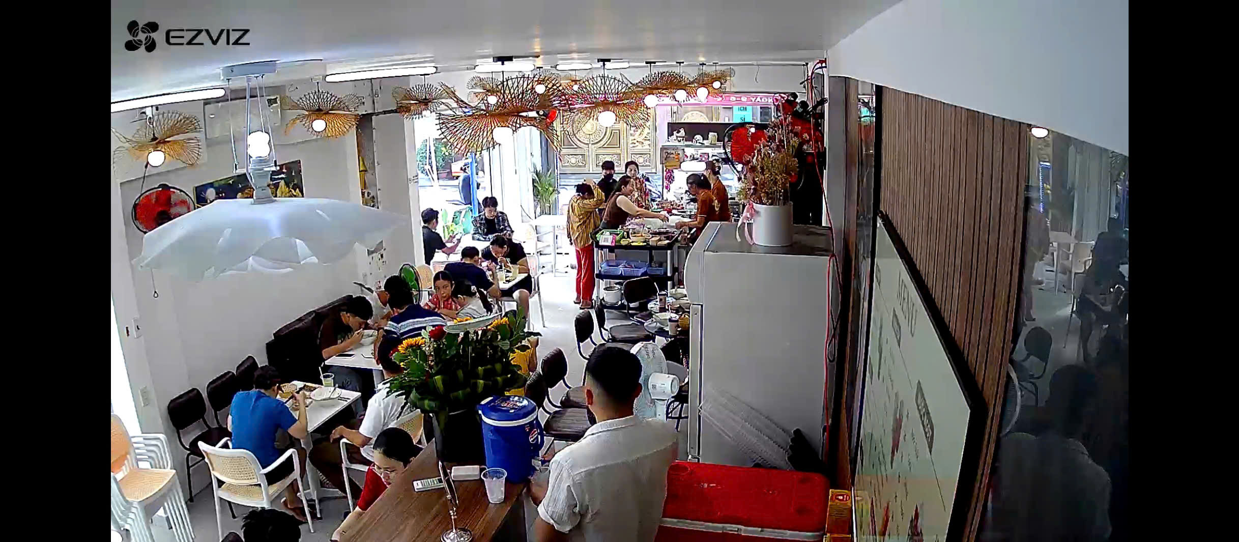SANG NHƯỢNG QUÁN ĂN & CAFE – ĐANG KINH DOANH ỔN ĐỊNH Địa chỉ: 10 Đỗ Thúc Tịnh, Phường An Hội Tây, TP. Hồ Chí Minh