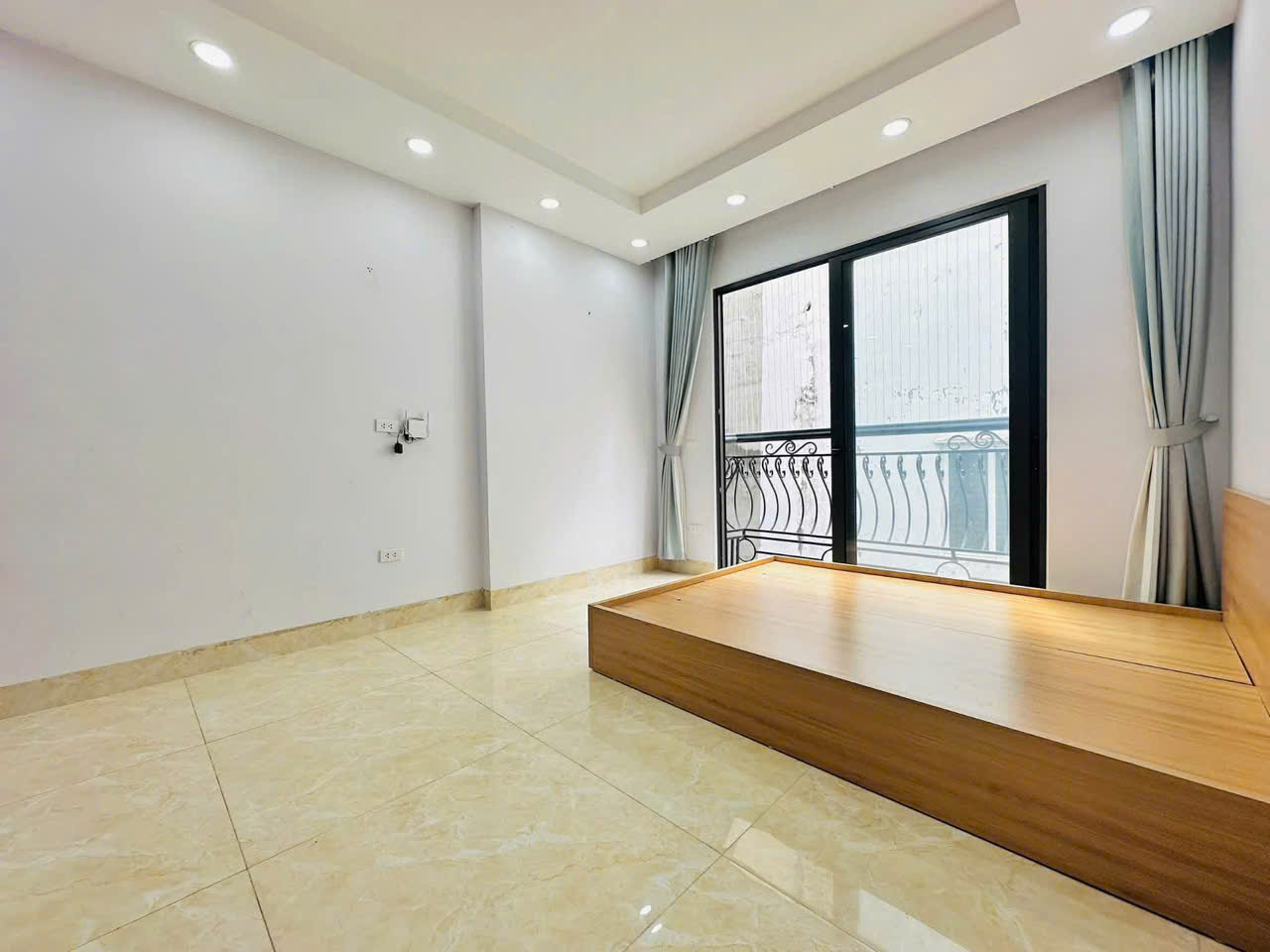 NHƯỢNG LẠI PHÒNG – 243 TAM TRINH, HOÀNG MAI, HÀ NỘI