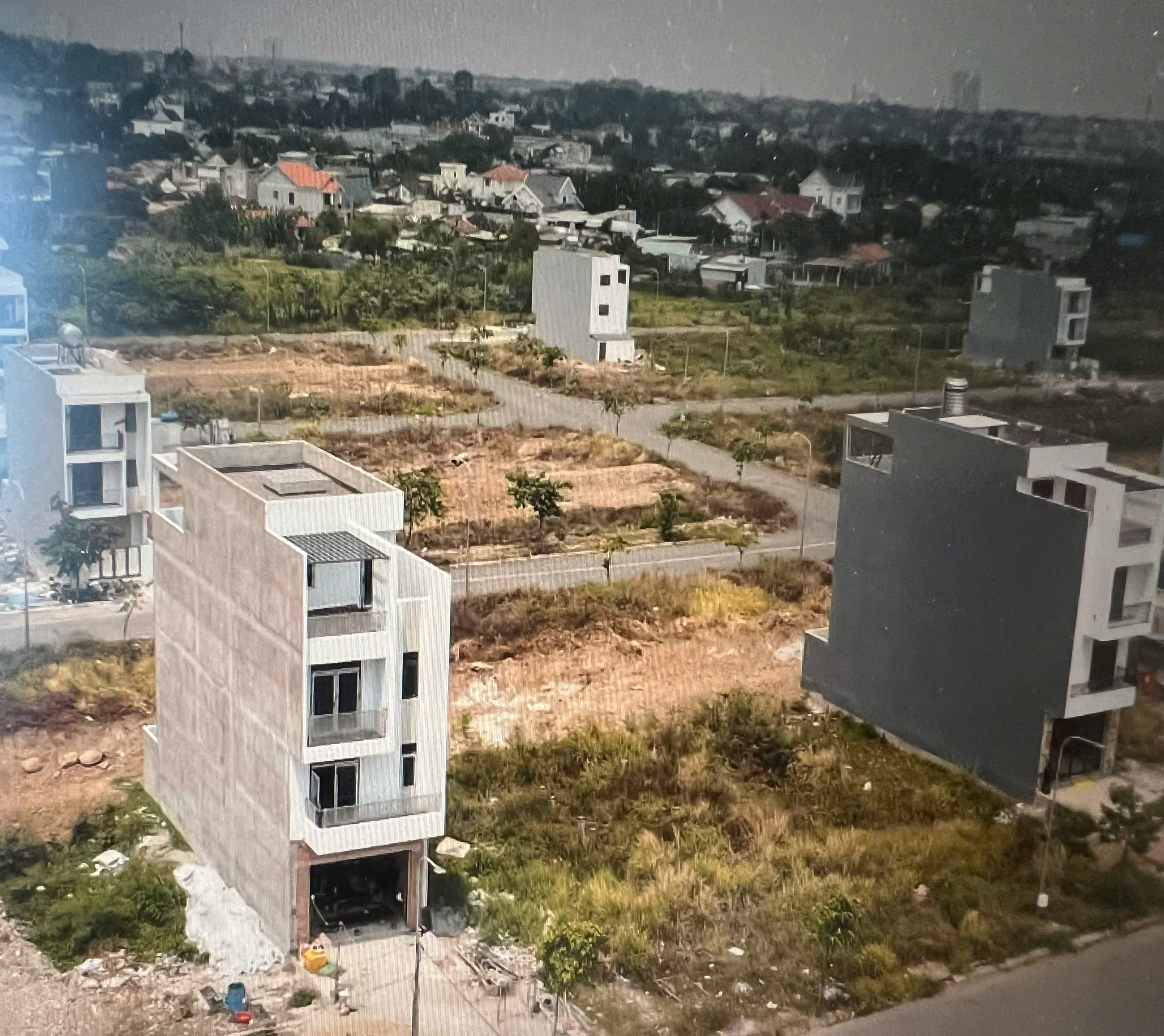 Chính chủ cần chuyển nhượng 1 cặp liền kề măt đường trục chính D7, KĐT Đông Bình Dương, Phường Tân Đông Hiệp, TP. Hồ Chí Minh