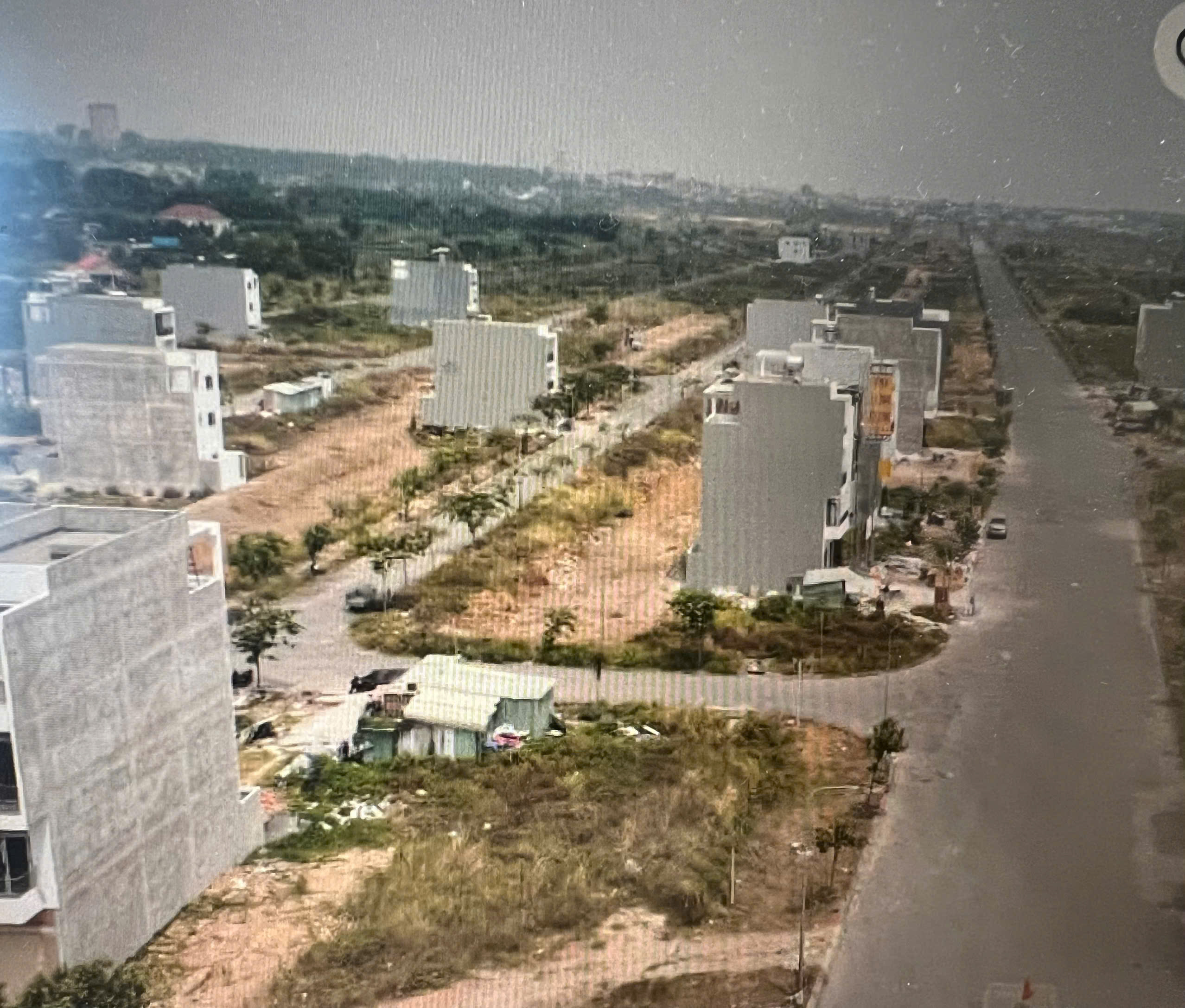 Chính chủ cần chuyển nhượng 1 cặp liền kề măt đường trục chính D7, KĐT Đông Bình Dương, Phường Tân Đông Hiệp, TP. Hồ Chí Minh-1
