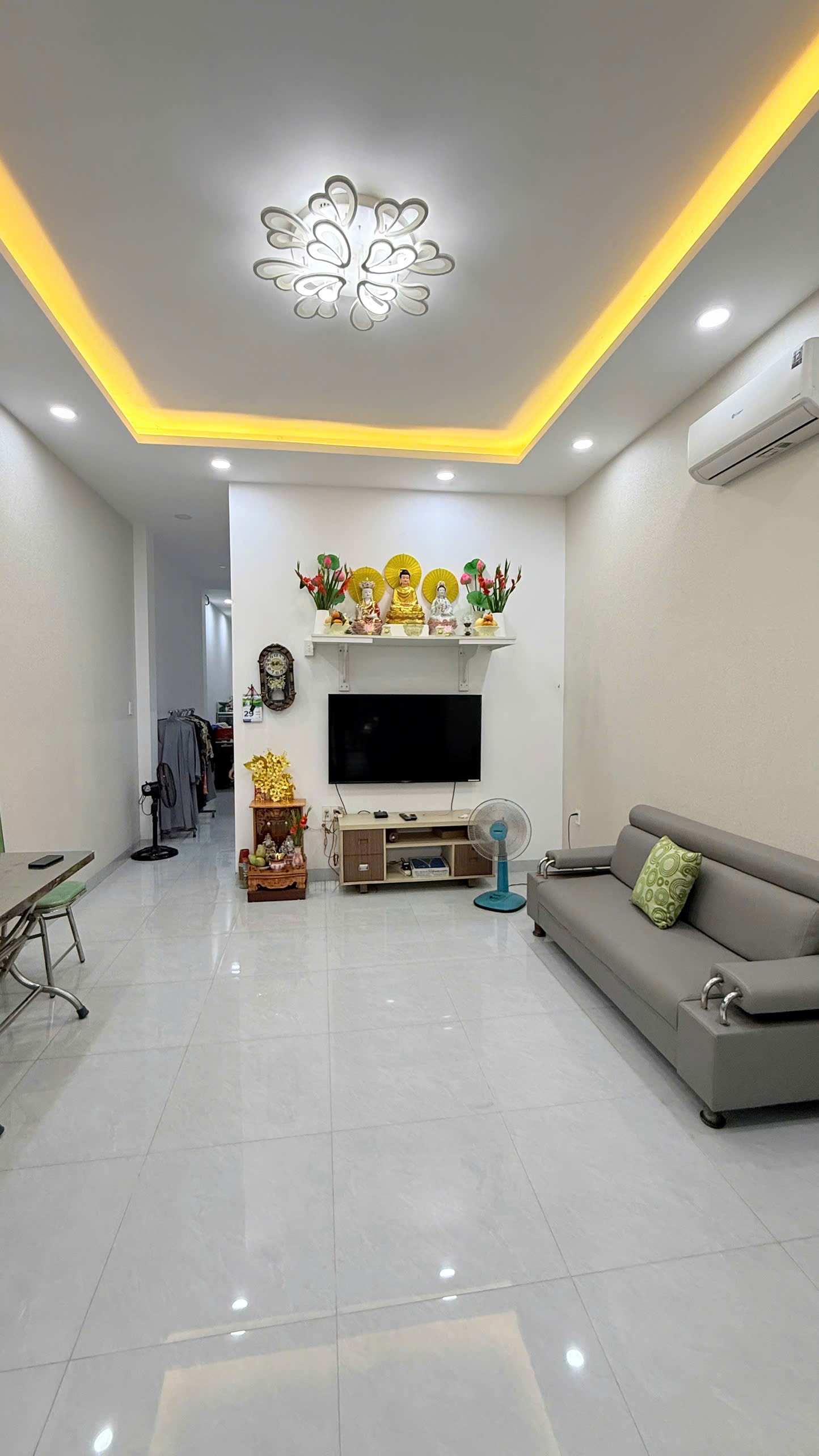 CẦN SANG NHƯỢNG LẠI CHDV 4 TẦNG 8 PHÒNG VỪA Ở VÀ CÓ DÒNG TIỀN ỔN ĐỊNH Phường Tân Thới Hiệp Q12