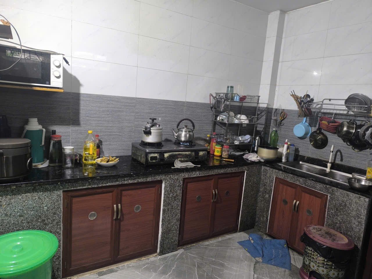 NHÀ ĐẸP - GIÁ TỐT - CHÍNH CHỦ Cần Bán Nhanh  Căn Nhà 4 Tầng Vị Trí Tại Quận 12, TP HCM-3