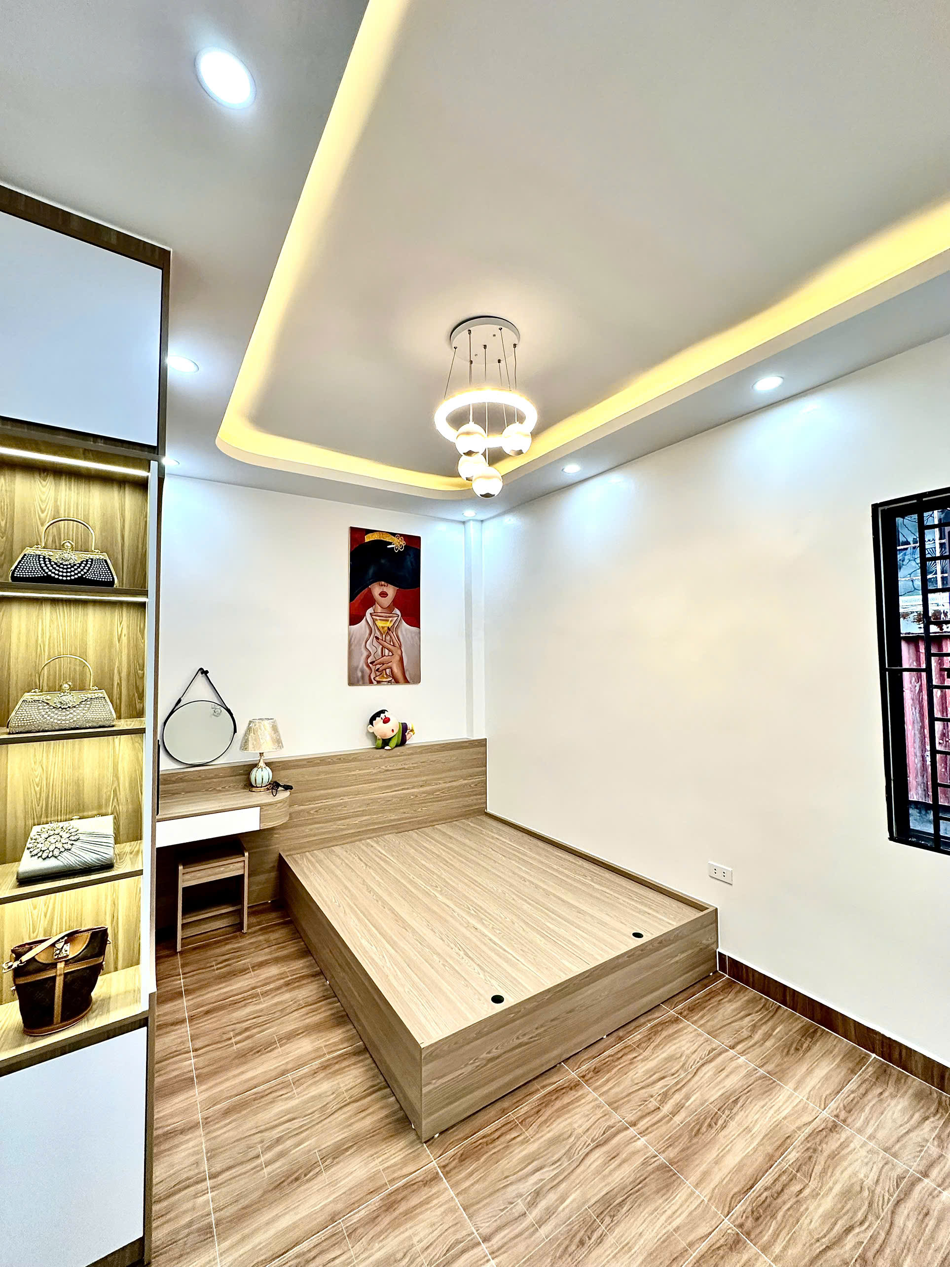 NHÀ XÂY MỚI 3 TẦNG – GẦN VƯỜN HOA NGUYỄN TRÃI

Diện tích gần 80m², xây 3 tầng độc lập-3