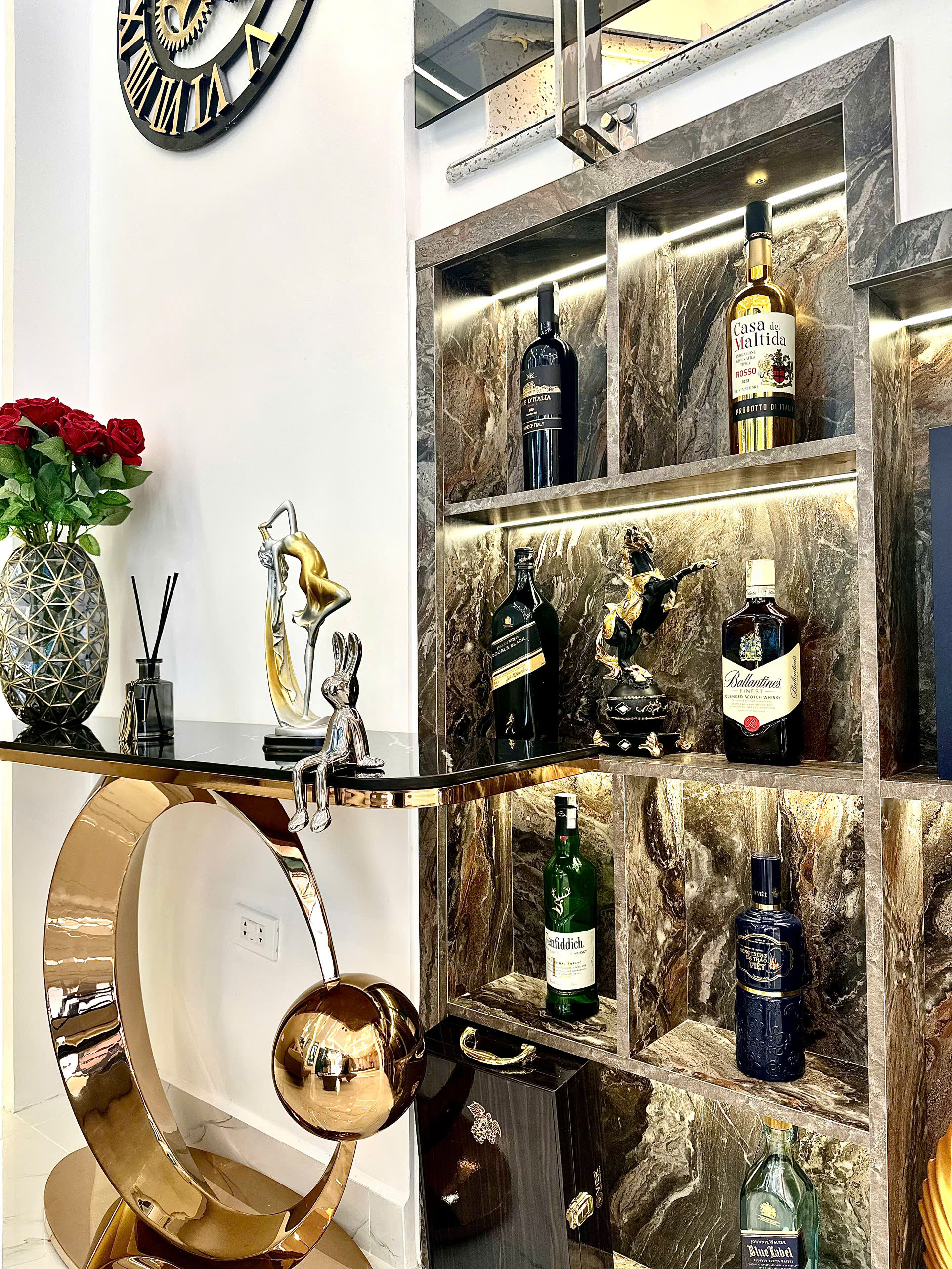 NHÀ XÂY MỚI 3 TẦNG – GẦN VƯỜN HOA NGUYỄN TRÃI

Diện tích gần 80m², xây 3 tầng độc lập-4