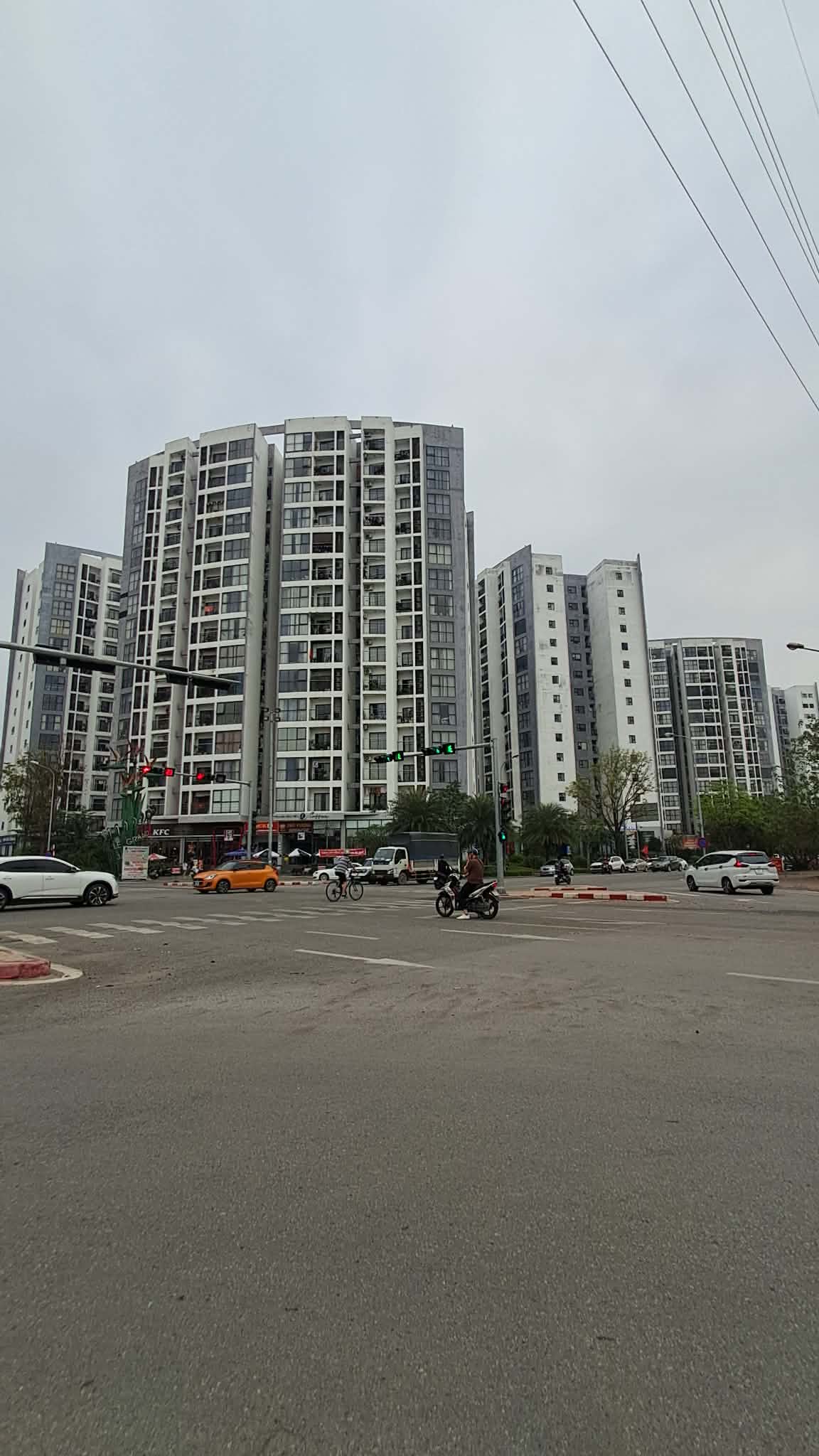 BÁN BIỆT THỰ SÀI ĐỒNG 110M2- 4 TẦNG THANG MÁY- DÒNG TIỀN- 33.5 TỶ