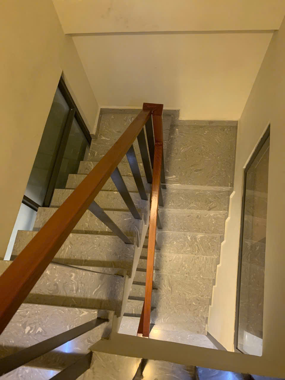 💥 QUẬN 3 GIÁ SỐC - NHÀ 4 TẦNG ĐƯỜNGNGUYỄN HIỀN SÁT MẶT TIỀN – 24M2 - 5,8 TỶ (TL)