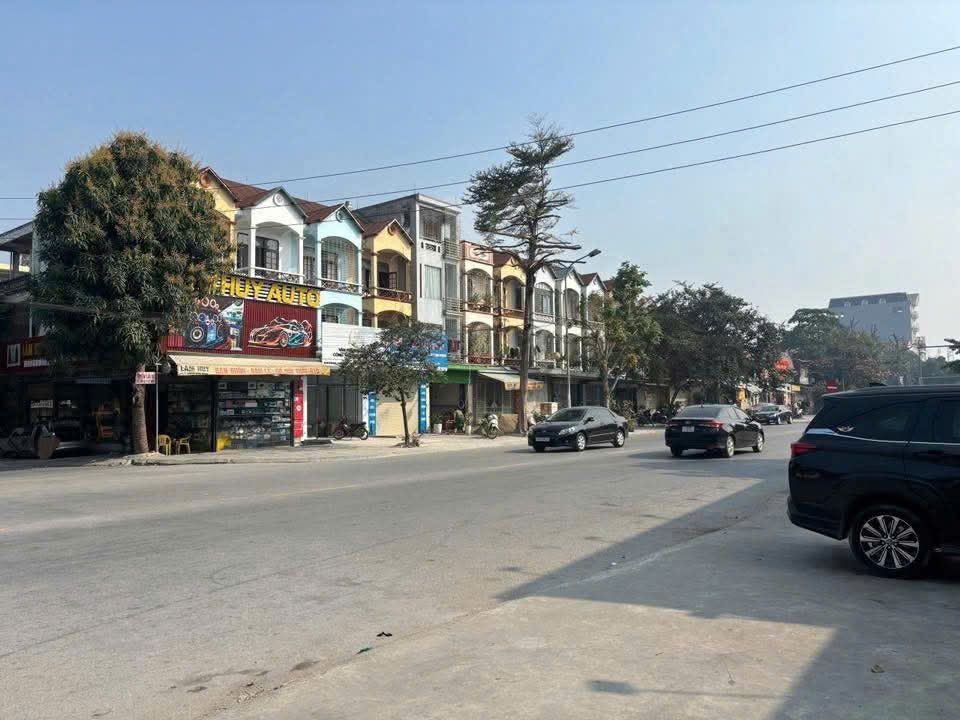 Chỉ 6,x tỷ sở hữu nhà mặt tiền phố Dương Đình Nghệ, TP Thanh Hóa, đường 28m, kinh doanh đỉnh