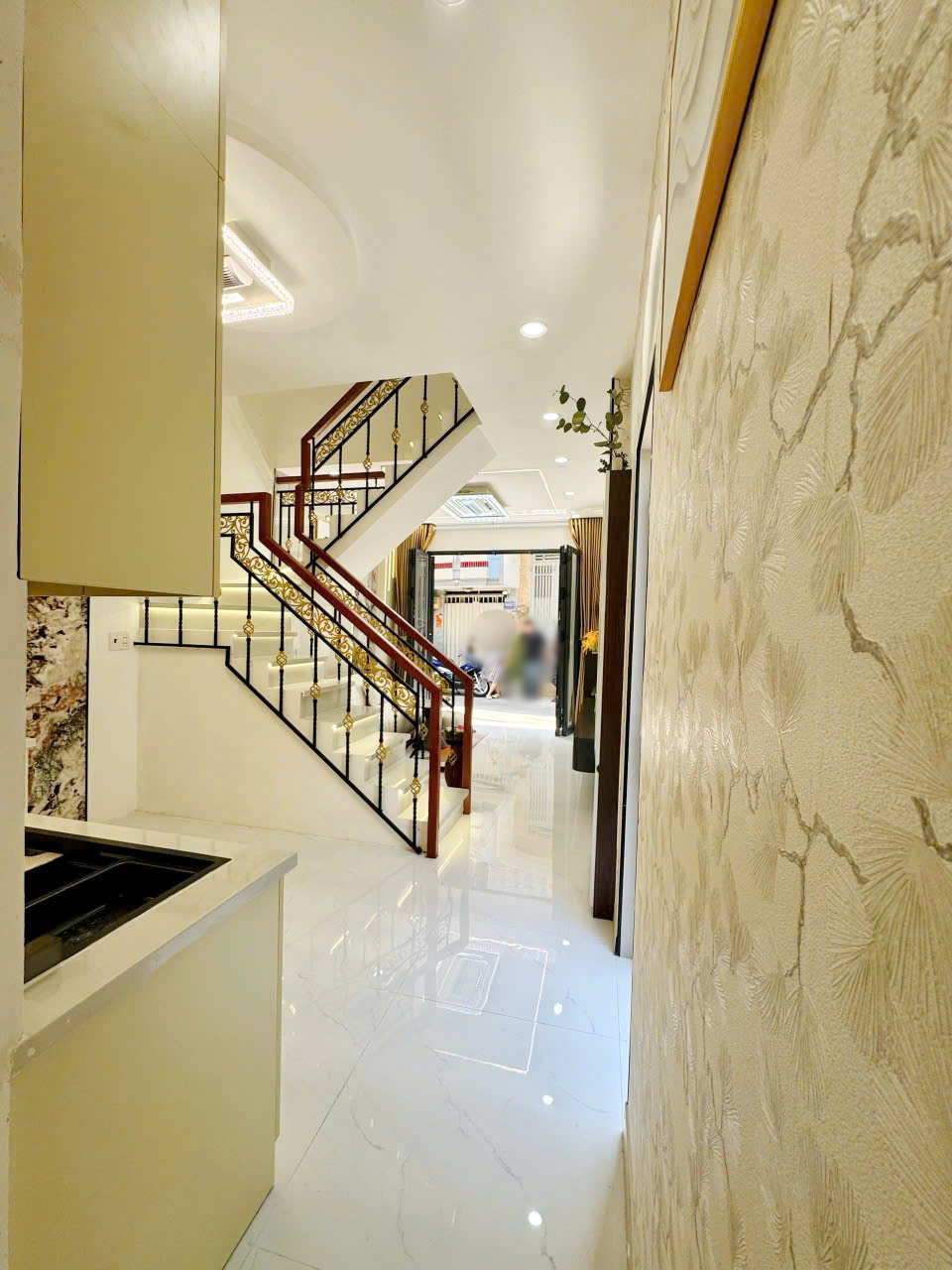 Nhà mới hẻm 154 Âu Dương Lân P3 -Q8, Giá : 5.680 Tỷ (TL)