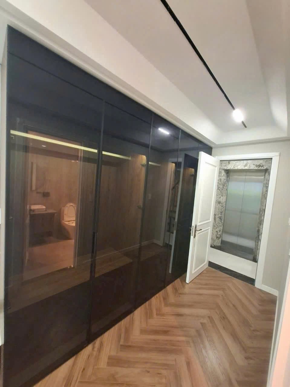 BÁN NHÀ HỒNG TIẾN, BỒ ĐỀ , LONG BIÊN, HÀ NỘI 60m² x 6 Tầng THANG MÁY, GARA Ô TÔ, NHỈNH 14 TỶ