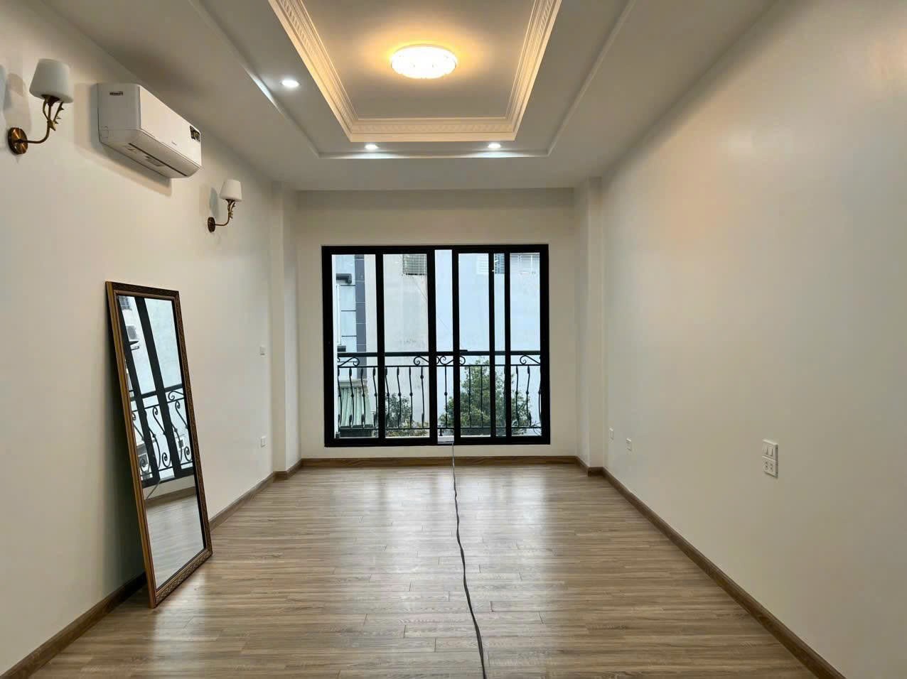 NHÀ ĐẸP - GIÁ TỐT - BÁN NHÀ 65m² x 6 Tầng ĐƯỜNG NGỌC THỤY, P. BỒ ĐỀ, LONG BIÊN,HÀ NỘI – NHỈNH 18 TỶ