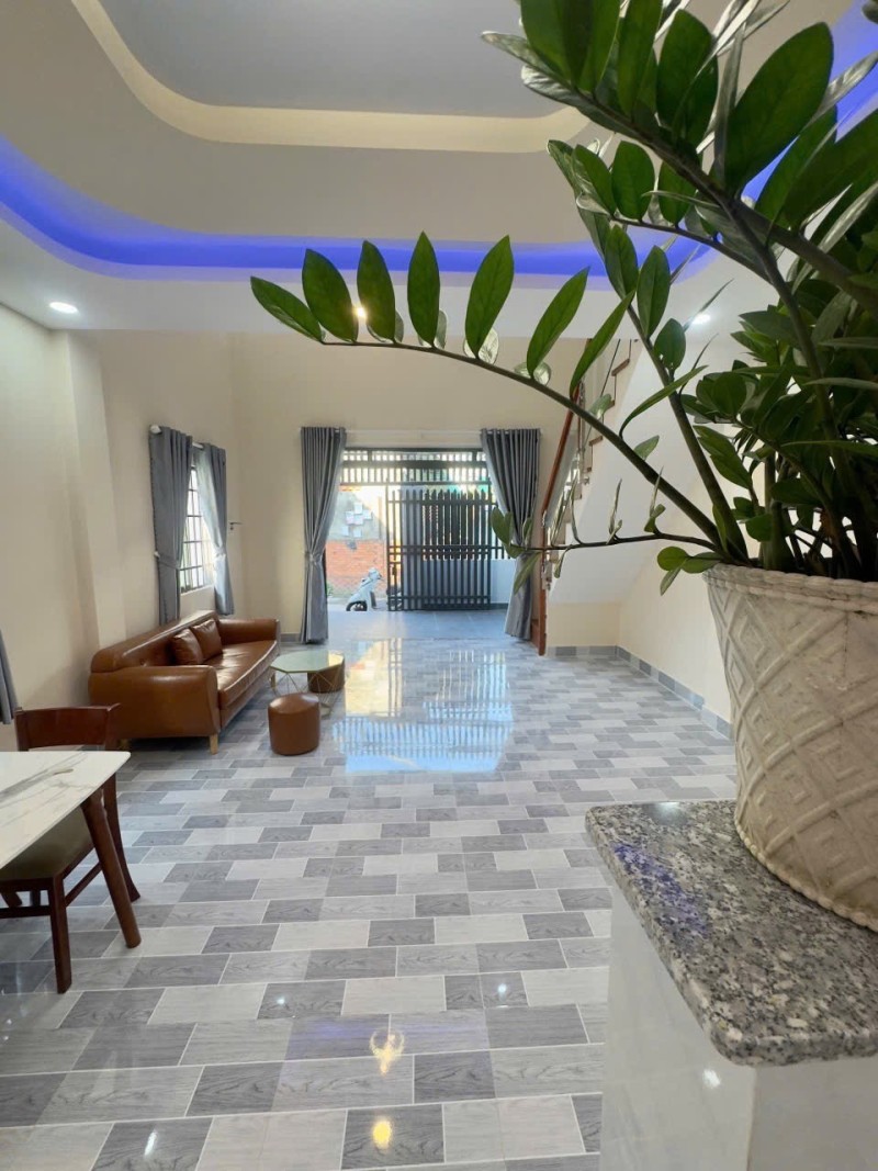 Bán nhà 60m2, đường Tô Ngọc Vân, Linh Đông, Thủ Đức, TP HCM, 2 tầng, sổ hồng riêng. Giá 5,33  tỷ.