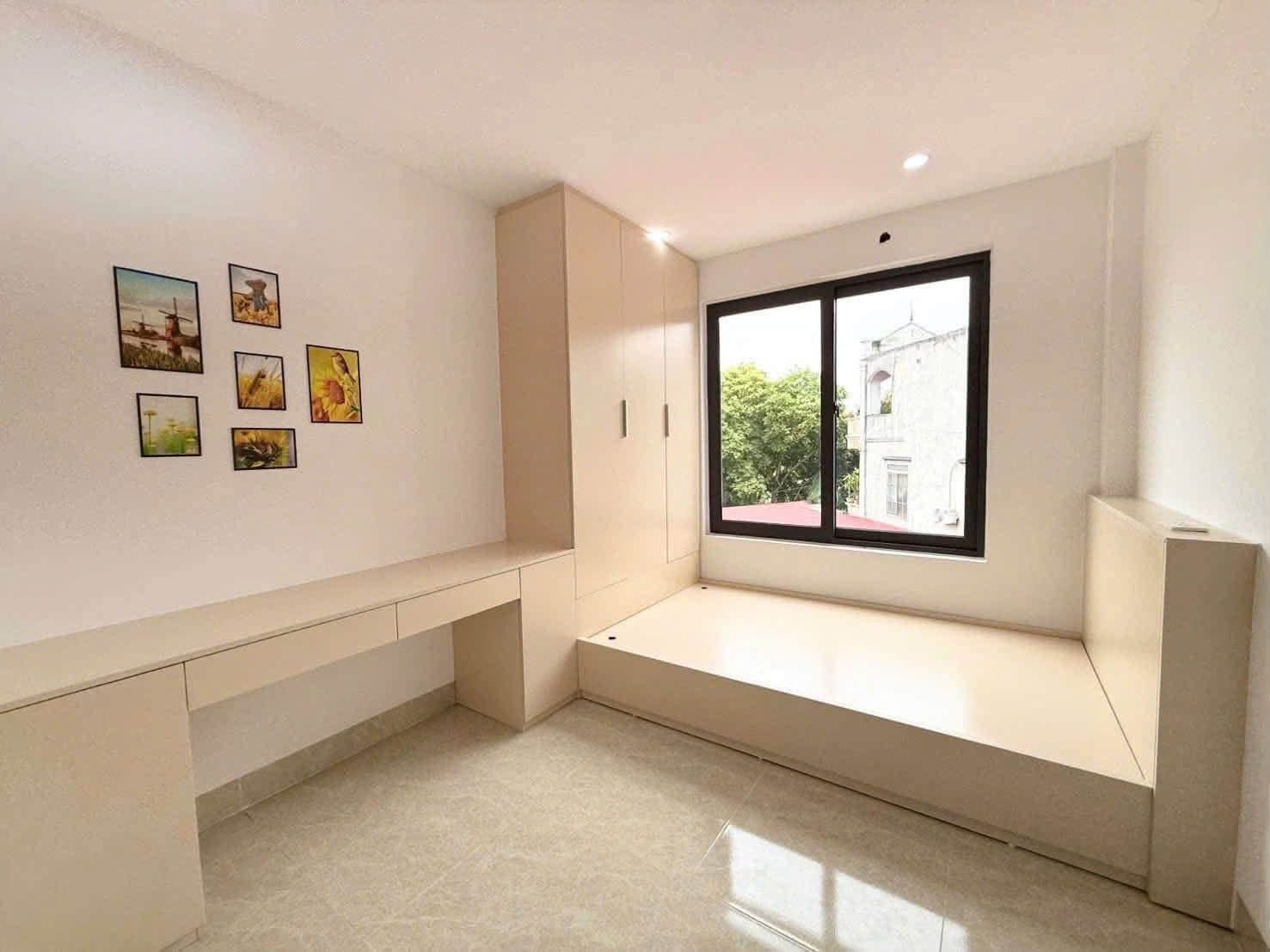 PHỐ HOT MỄ TRÌ HẠ - LÔ GÓC ĐẸP HIẾM CÓ - Ô TÔ ĐỖ CỬA - 3 BƯỚC CHÂN RA PHỐ LỚN, 40M² 4 TẦNG NHỈNH 10 TỶ-3