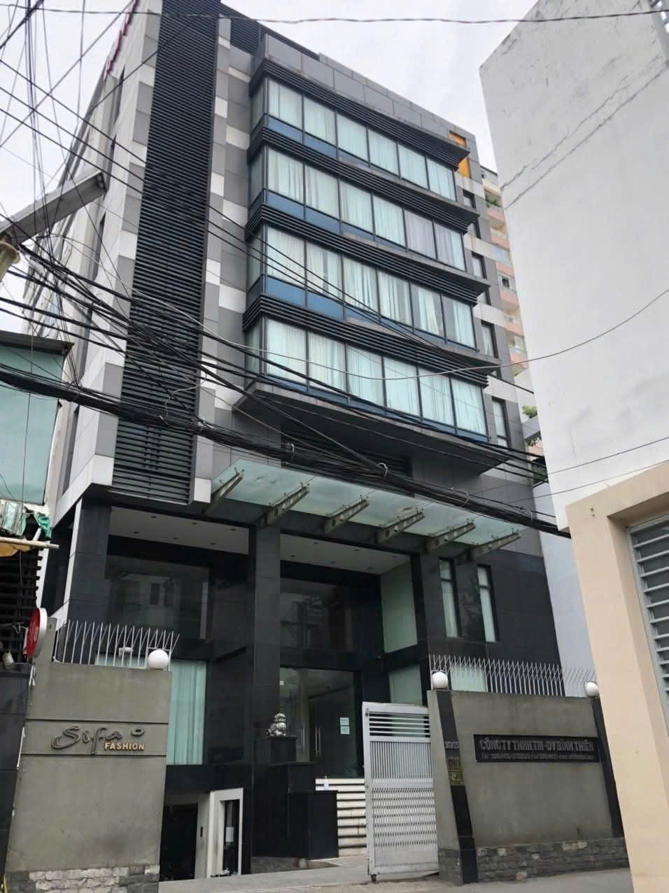 Tòa VP ngay D2,Bình Thạnh - 16x25m(CN: 460m2)Hầm + 8T- HĐT:200tr - Gía: 118 tỷ