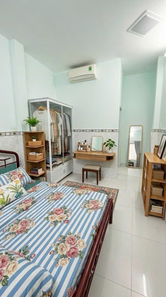 Nhà đẹp mới Lê Văn Sỹ, QUẬN 3, DT 3.5 x 9m, giá 6.3 tỷ