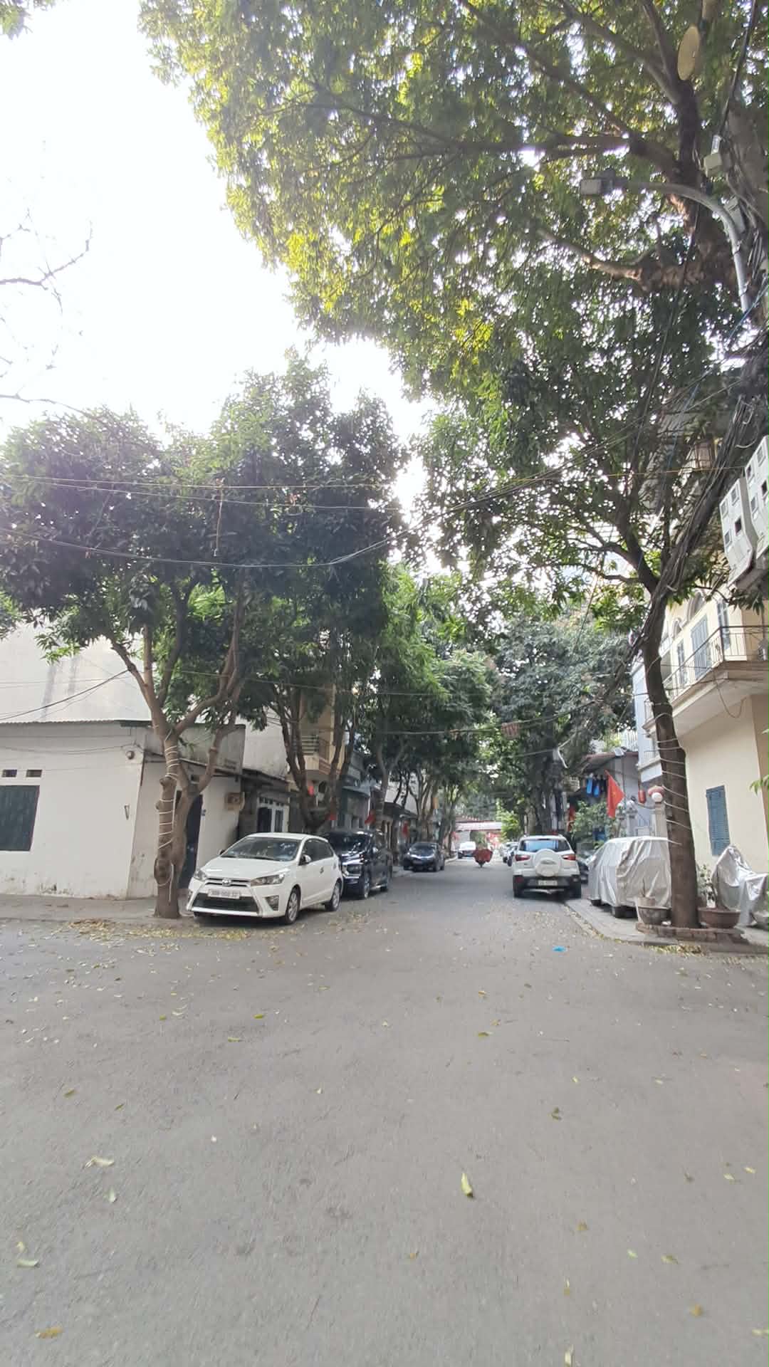 BÁN NHÀ PHÚC ĐỒNG 40M2- 6 Tầng THANG MÁY- Gara Ô TÔ- 13.x Tỷ
