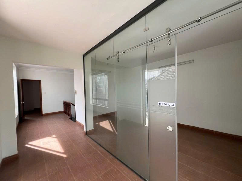 Bán nhà Hẻm 10m Nguyễn Xí - gần VinCom, Nơ Trang Long, 10x17m, 3 Tầng, 8PN, 24,8 Tỷ.-4