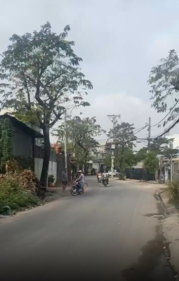 Chính chủ bán kho, nhà xưởng 200m2 đường Xuân Thới Thượng 31, Bà Điểm, HCM - Giá chỉ 6,3 tỷ