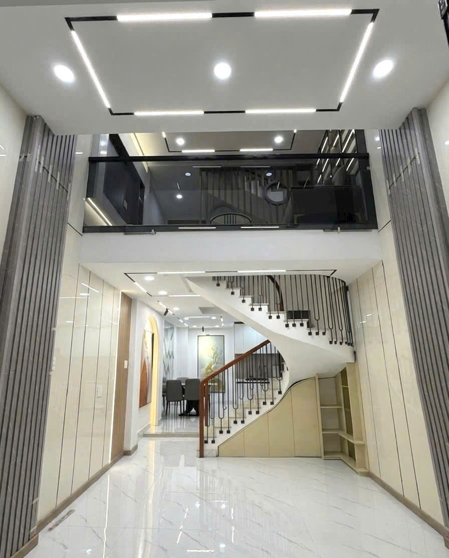 Bán nhà mới HXH 8m Hồng Lạc - ngay Chung cư Bàu Cát, 3,8x11m, 4 T - 4PN, hạ  8,6 tỷ