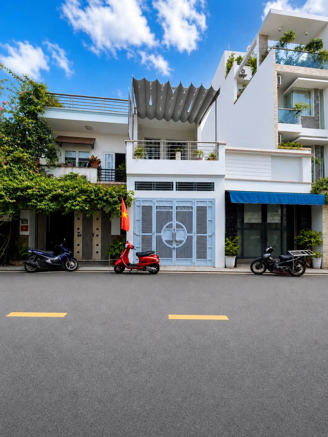 Bán Nhà Mặt Tiền Tô Hiệu Tân Phú - Giáp Đầm Sen, 73m², Chỉ 8.X Tỷ