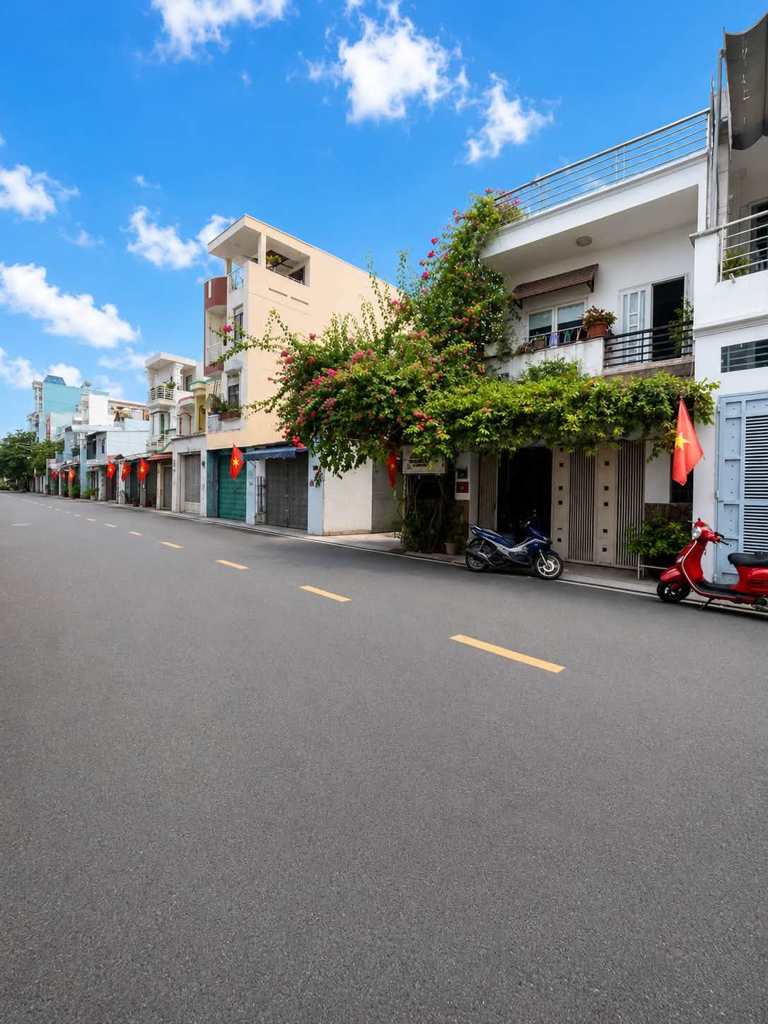 Bán Nhà Mặt Tiền Tô Hiệu Tân Phú - Giáp Đầm Sen, 73m², Chỉ 8.X Tỷ