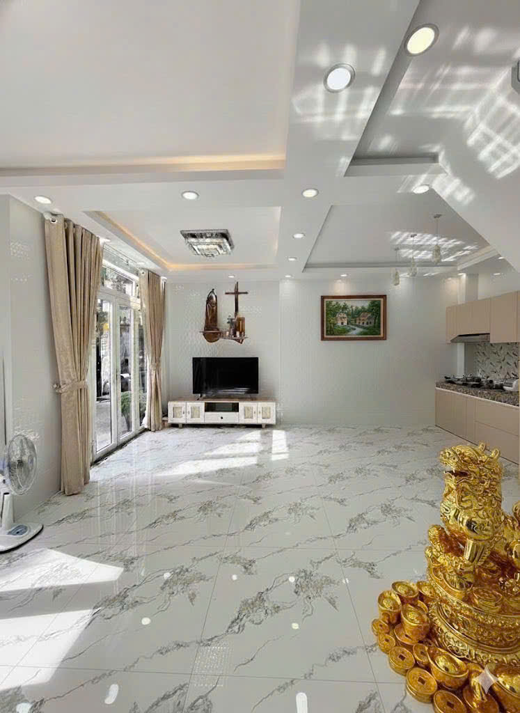 BÁN NHÀ HẺM Ô TÔ LÊ VĂN SỸ, QUẬN TÂN BÌNH, 7 x 7.3 m (47 m2), giá 8.6 tỷ