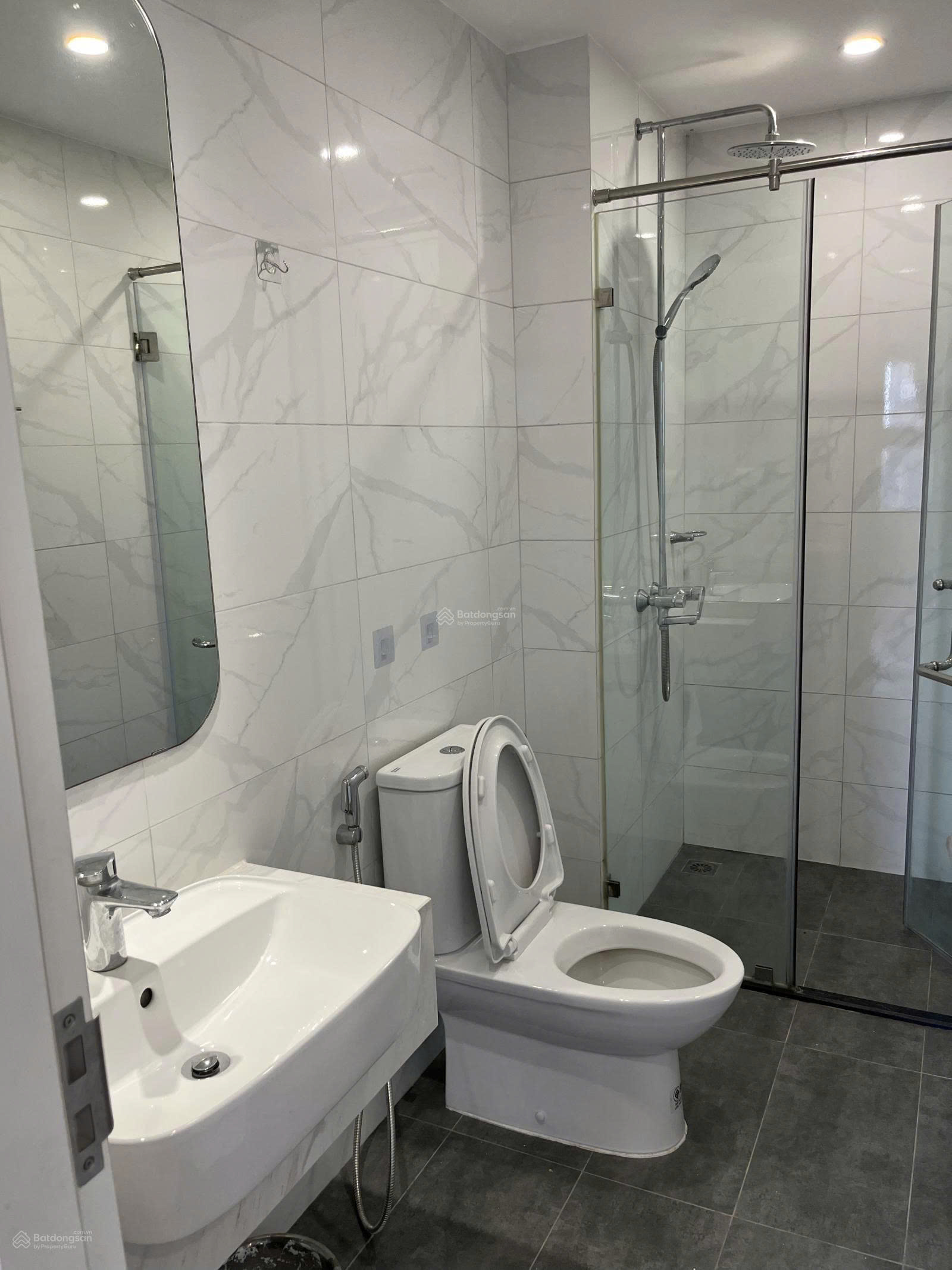 CHÍNH CHỦ CHO THUÊ CĂN HỘ 2PN IMPERIA SMART CITY – VIEW HỒ – FULL NỘI THẤT-4