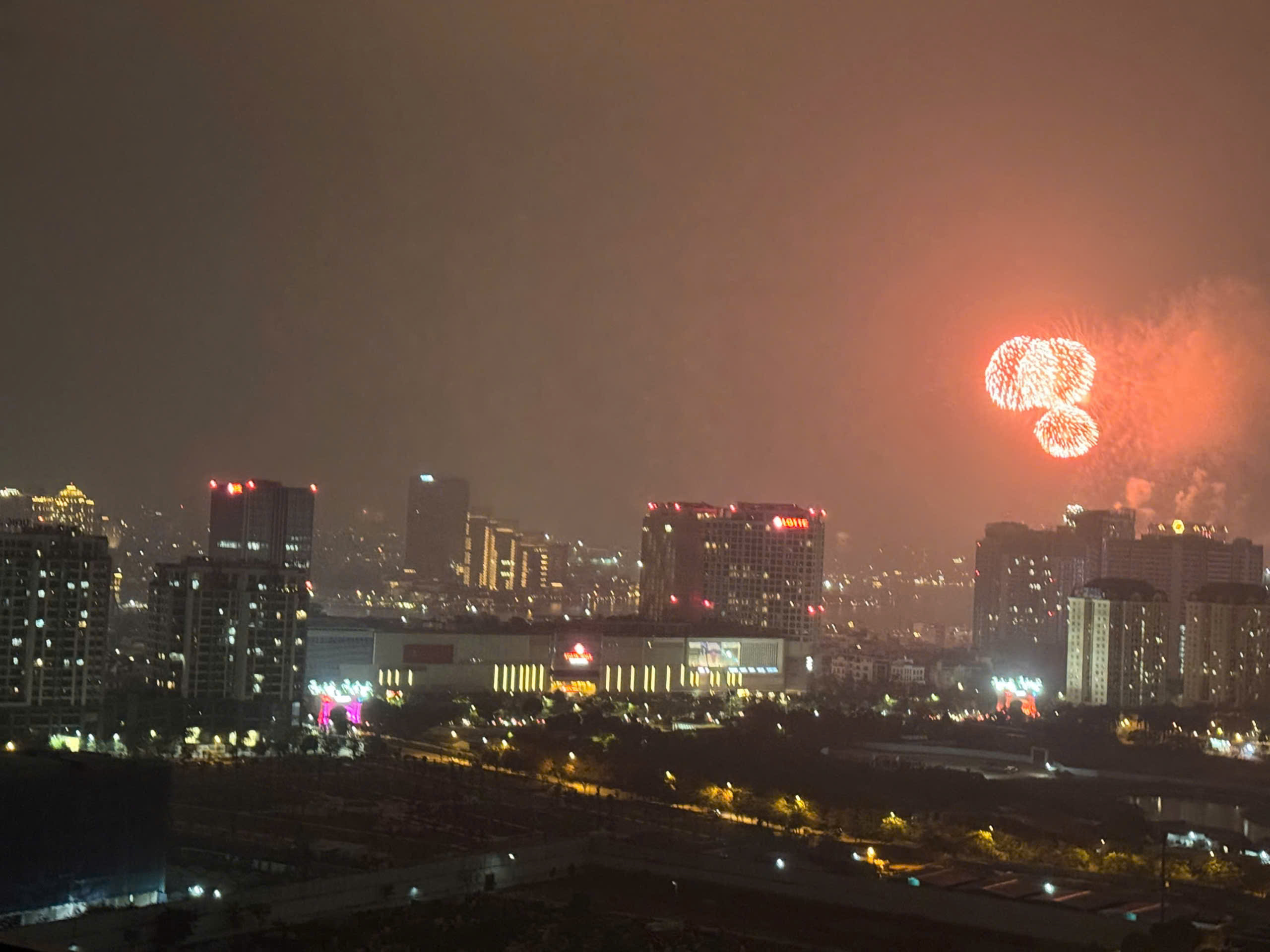 BÁN CH 3PN SUNSHINE GOLDEN RIVER  161,8M²  VIEW TRỰC DIỆN CÔNG VIÊN 66HA  FULL NỘI THẤT CAO CẤP  28 TỶ-4