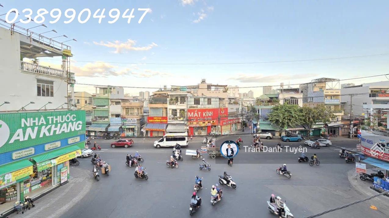 Bán siêu phẩm nhà đẹp căn góc vòng xoay đầu tư kinh doanh-4