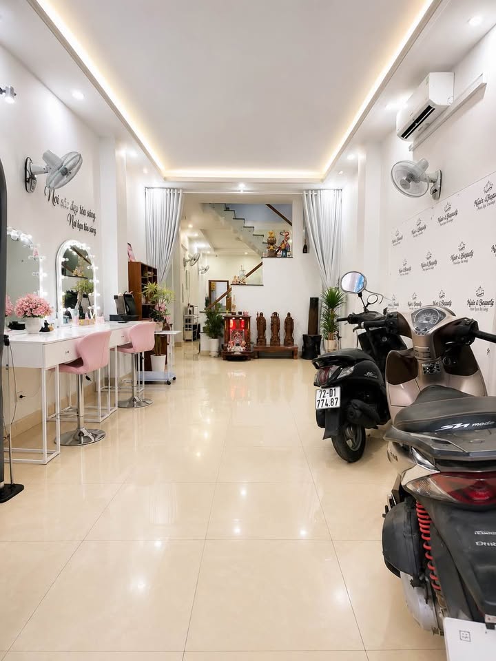 BÁN NHÀ LÊ THÚC HOẠCH – HẺM 8M THÔNG – 81M² – GARA Ô TÔ – CHỈ 8.X TỶ