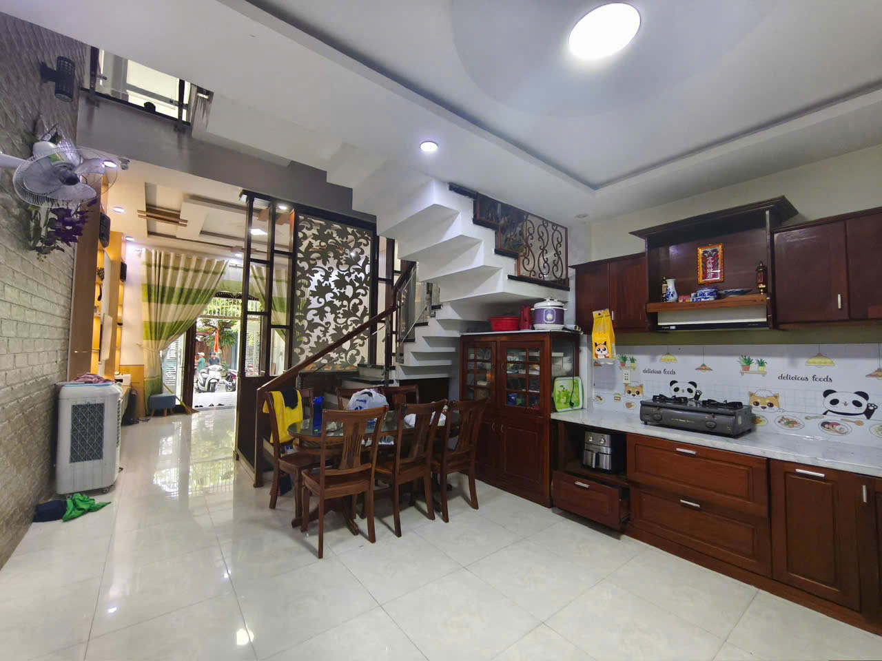 CHO THUÊ NHÀ FULL NỘI THẤT – 3 PHÒNG NGỦ – GARA Ô TÔ – CÁCH BIỂN CHỈ 5 PHÚT – HÒA MINH, LIÊN CHIỂU, ĐÀ NẴNG