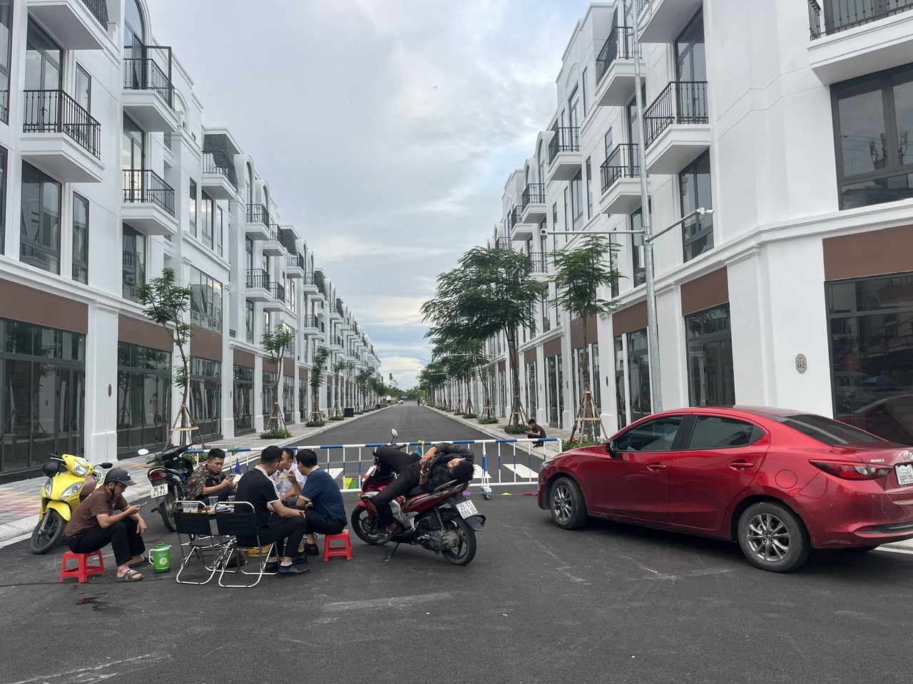 BÁN CĂN LK 4,5TY THỦY NGUYÊN HẢI PHÒNG THANH TOÁN 1,5TY SỞ HŨU NGAY CĂN 4 TẦNG 083,2865.116