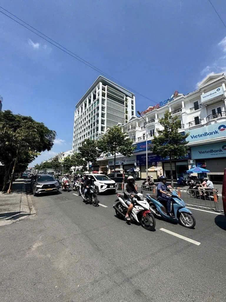 Bán nhà phường 1, Tân Bình; HXH Lê Văn Sỹ, (6*14m) 4PN ; trục LVS-4