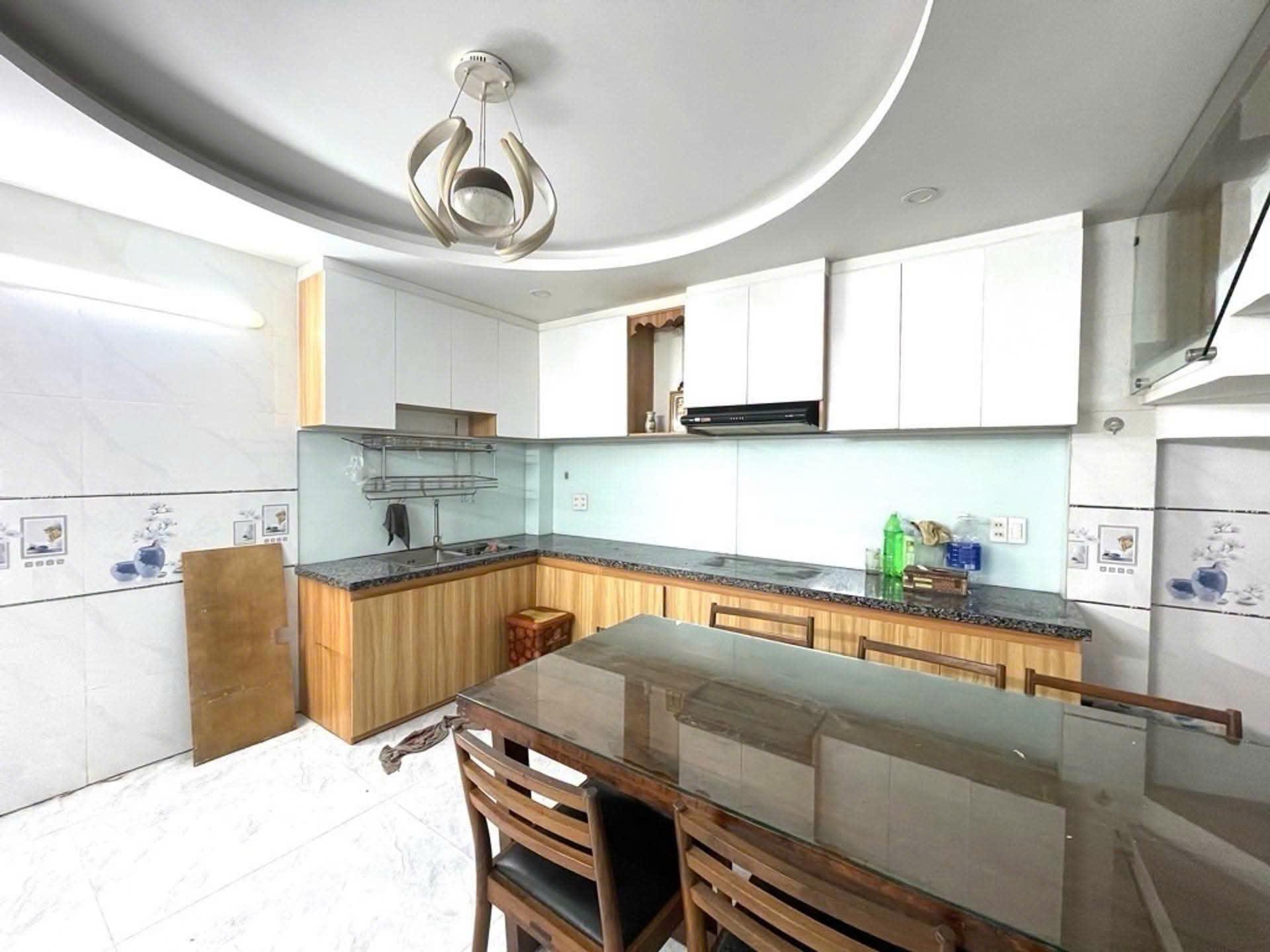Bán nhà hẻm 6m Bàu Cát 9 , phường 14, Tân Bình; 4*16m - 4 tầng